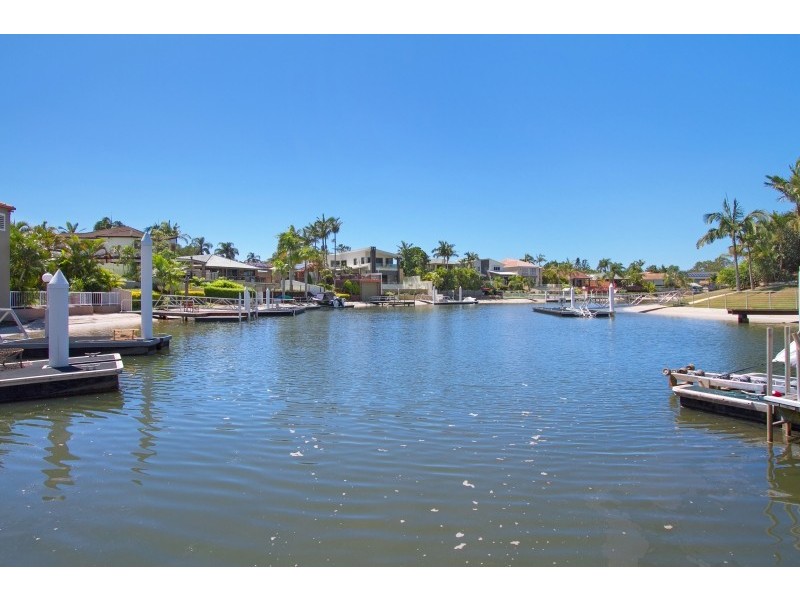 5 Tyrone Avenue, Sorrento QLD 4217