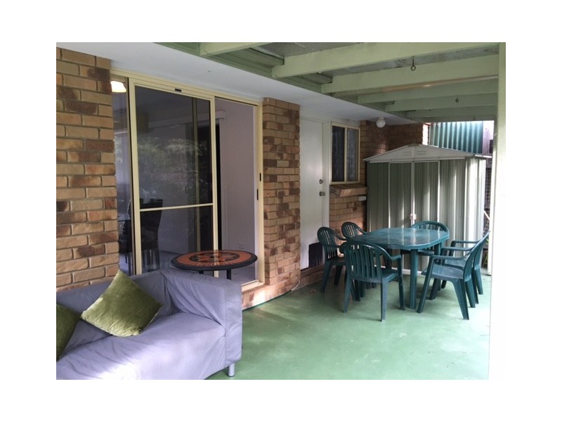 2/78 Village Way, Oxenford QLD 4210