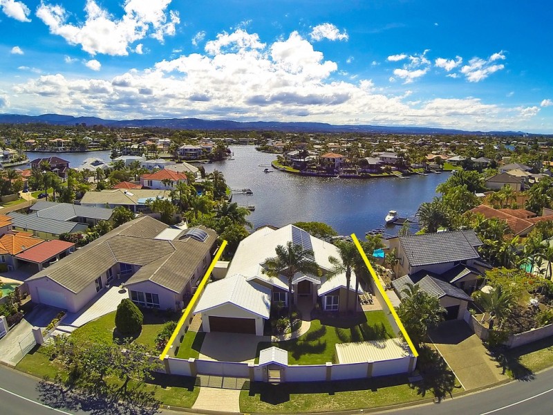 365 Rio Vista Boulevard, Mermaid Waters QLD 4218