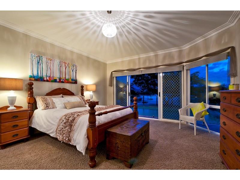 365 Rio Vista Boulevard, Mermaid Waters QLD 4218