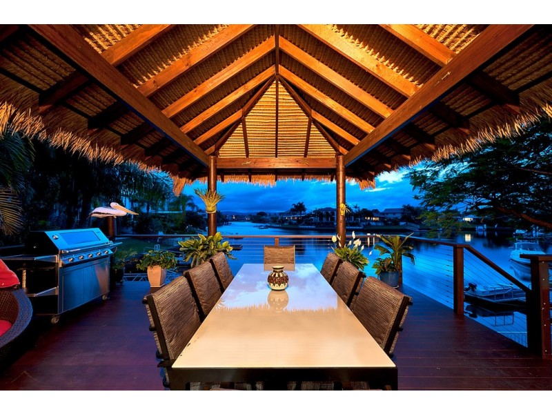 365 Rio Vista Boulevard, Mermaid Waters QLD 4218