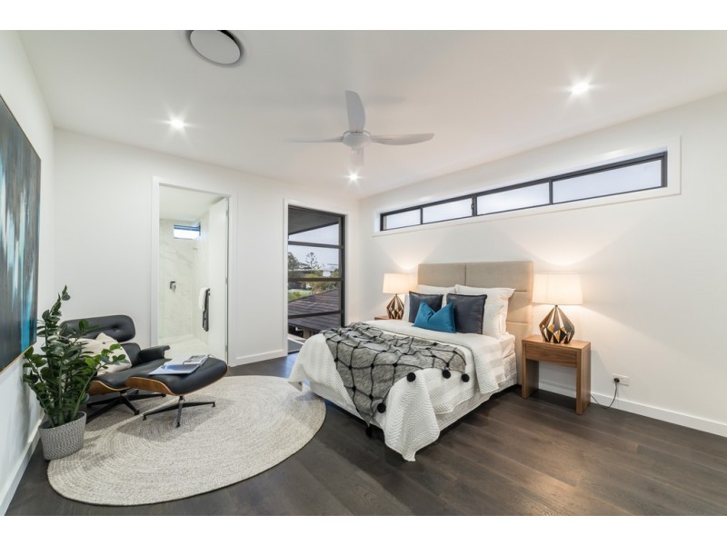 31 Southern Cross Drive, CRONIN ISLAND, Surfers Paradise QLD 4217