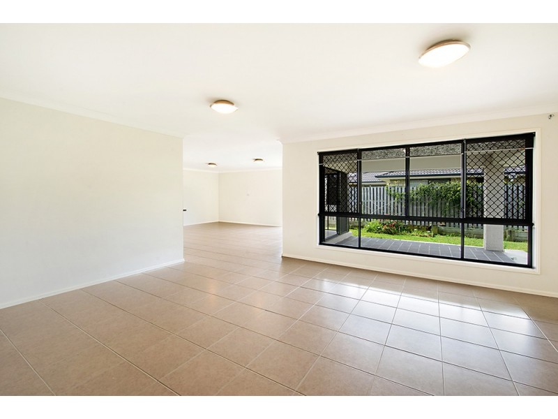 11 Lakeland Court, Loganholme QLD 4129