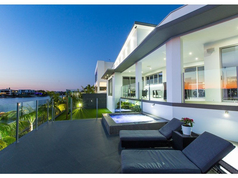 44-46 Quayside Drive, Helensvale QLD 4212