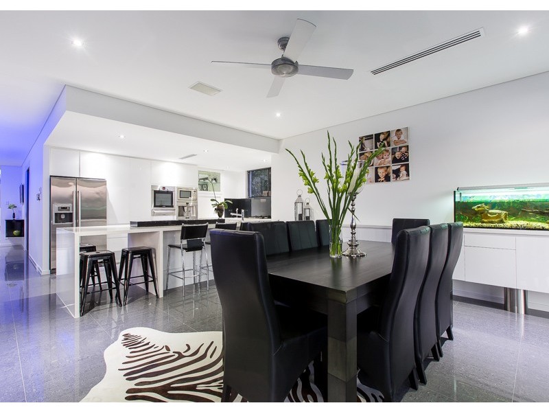 44-46 Quayside Drive, Helensvale QLD 4212