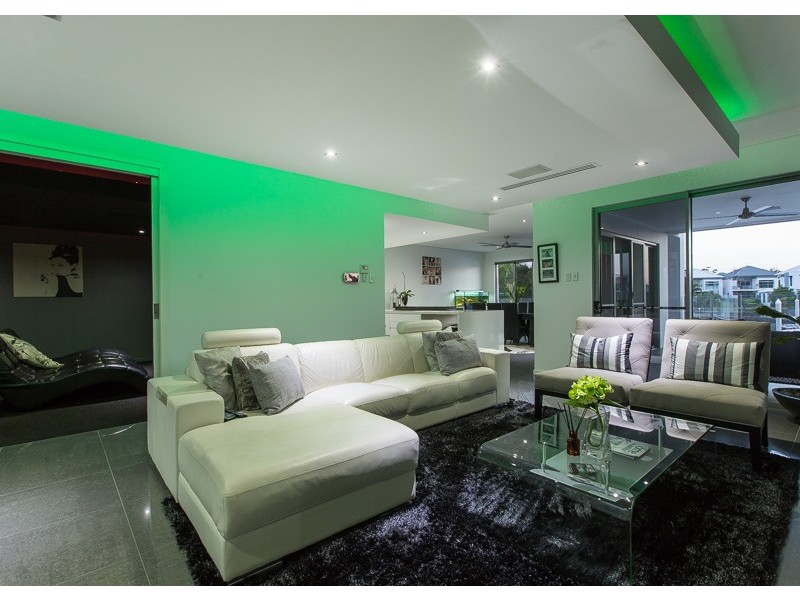 44-46 Quayside Drive, Helensvale QLD 4212