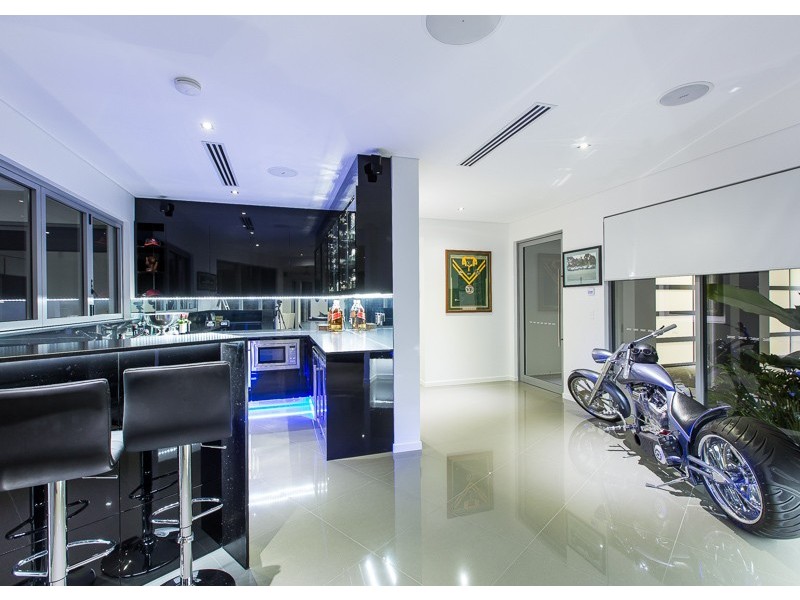 44-46 Quayside Drive, Helensvale QLD 4212