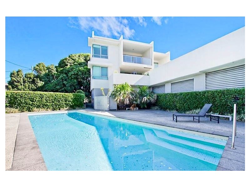 6/6-8 Miami Key, Broadbeach QLD 4218