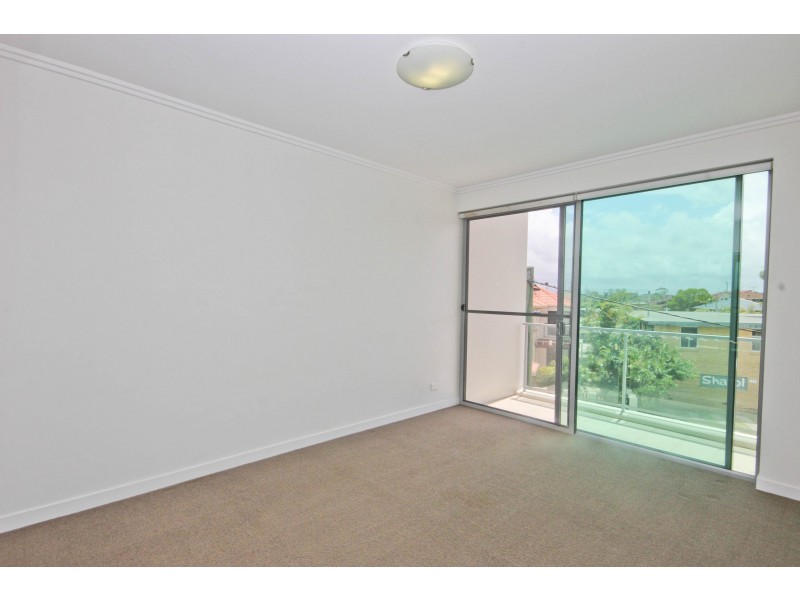 6/6-8 Miami Key, Broadbeach QLD 4218