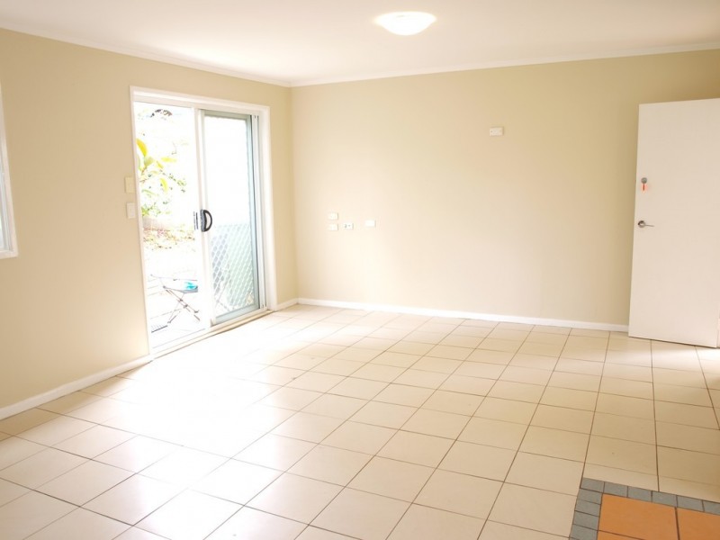 4/3329 Surfers Paradise Blvd, Surfers Paradise QLD 4217