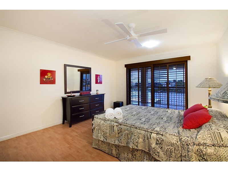 50 Fitzwilliam Street, Carrara QLD 4211