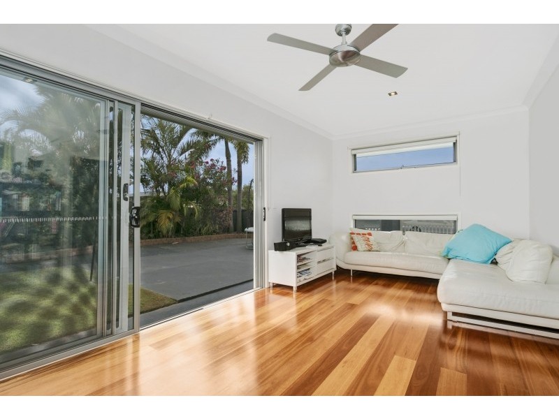 80 Jabiru Avenue, Burleigh Waters QLD 4220