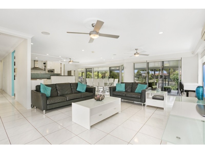 80 Jabiru Avenue, Burleigh Waters QLD 4220