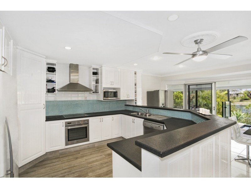 80 Jabiru Avenue, Burleigh Waters QLD 4220