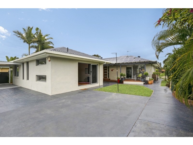 80 Jabiru Avenue, Burleigh Waters QLD 4220