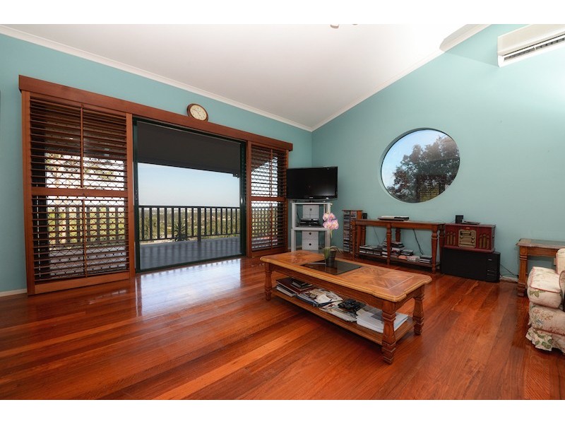 26 Convery Crescent, Highland Park QLD 4211