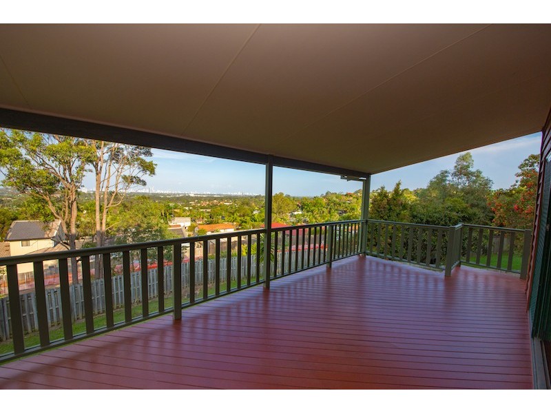 26 Convery Crescent, Highland Park QLD 4211