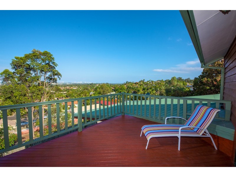 26 Convery Crescent, Highland Park QLD 4211