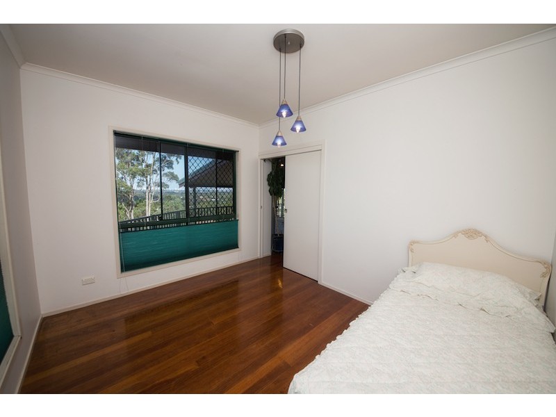 26 Convery Crescent, Highland Park QLD 4211