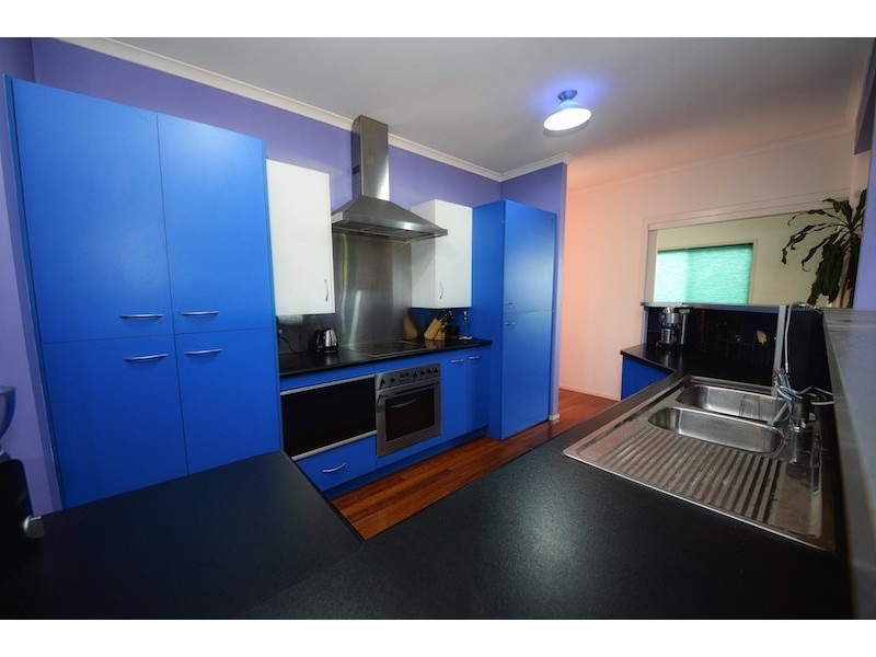 26 Convery Crescent, Highland Park QLD 4211