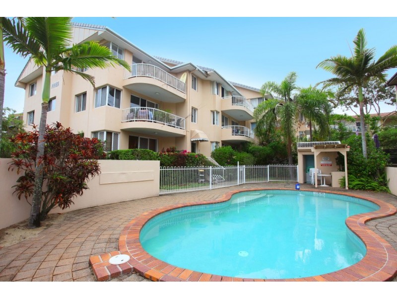 6 ‘Surf Pines’ 156 Surf Parade, Broadbeach QLD 4218