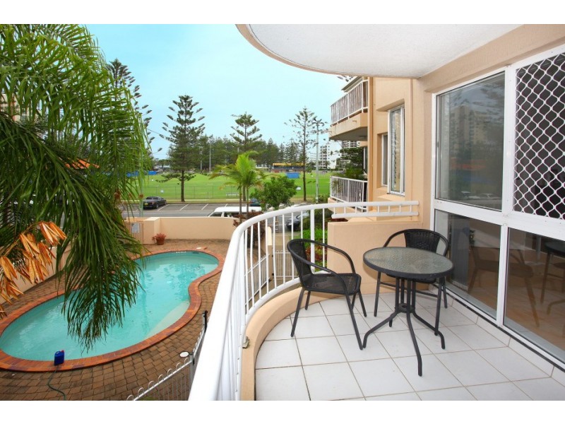 6 ‘Surf Pines’ 156 Surf Parade, Broadbeach QLD 4218