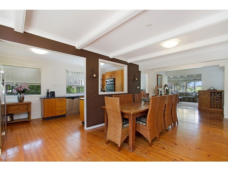 14 Wistaria Avenue, Southport QLD 4215