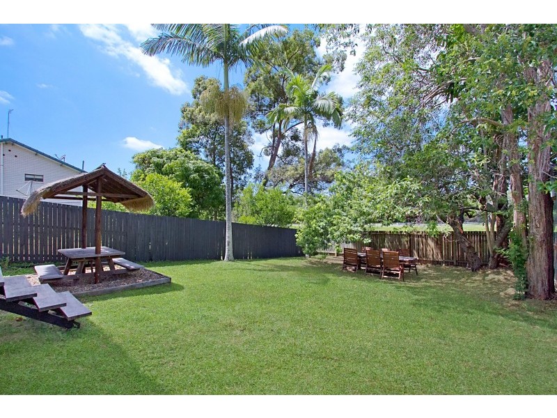 14 Wistaria Avenue, Southport QLD 4215