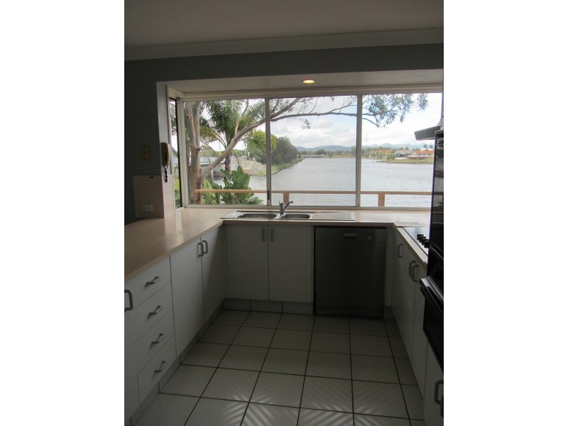 59 Cayman Dr, Clear Island Waters QLD 4226