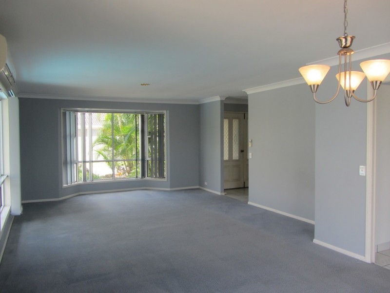 59 Cayman Dr, Clear Island Waters QLD 4226