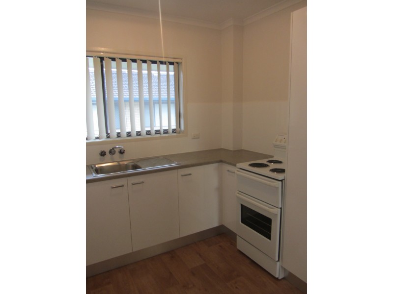 4/39 Chelsea Ave, Broadbeach QLD 4218