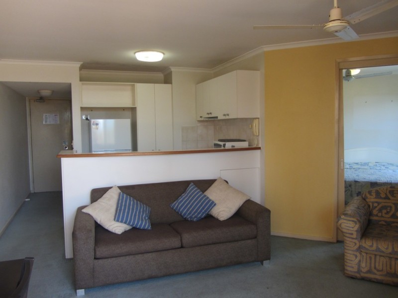 2/2607 Gold Coast Hwy, Broadbeach QLD 4218