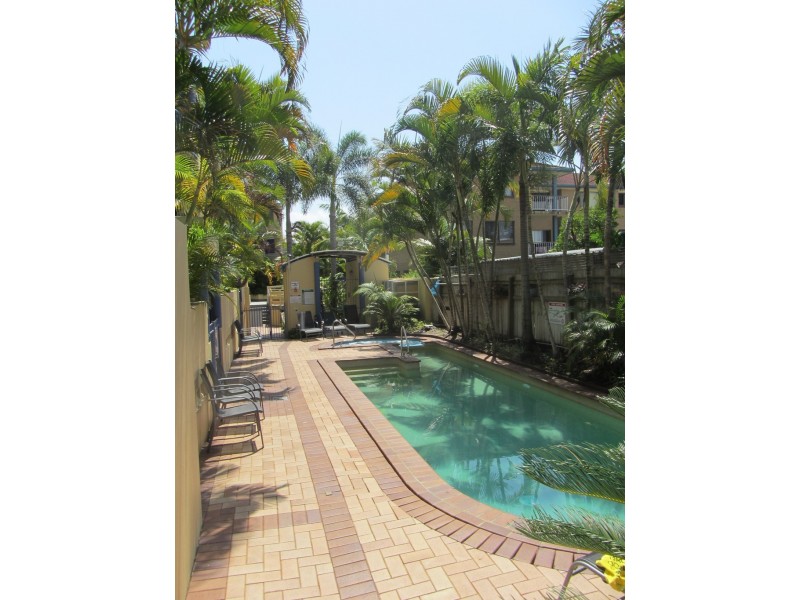 2/2607 Gold Coast Hwy, Broadbeach QLD 4218