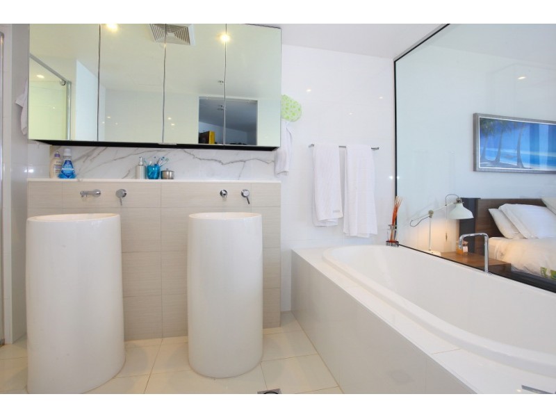 2201 ‘The Oracle Tower One’ 4 Charles Avenue, Broadbeach QLD 4218