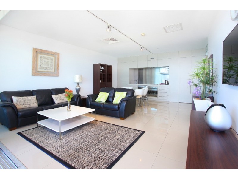 2104 ‘Air on Broadbeach’ 159 Old Burleigh Road, Broadbeach QLD 4218