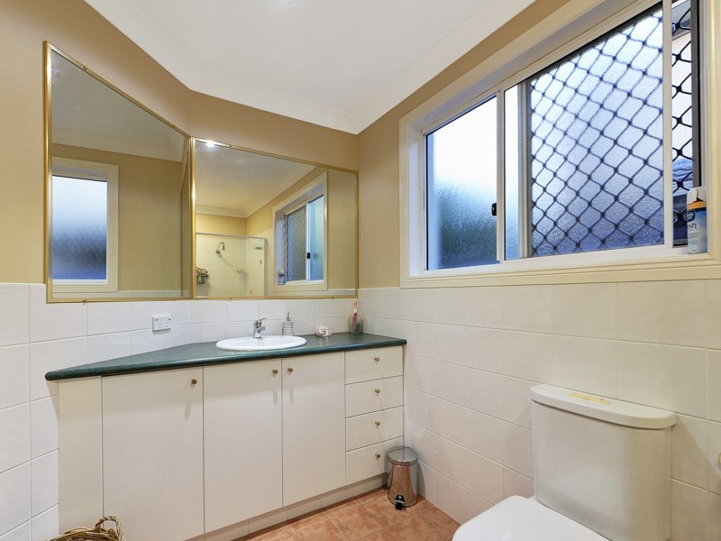 335 Monaco Street, Broadbeach Waters QLD 4218