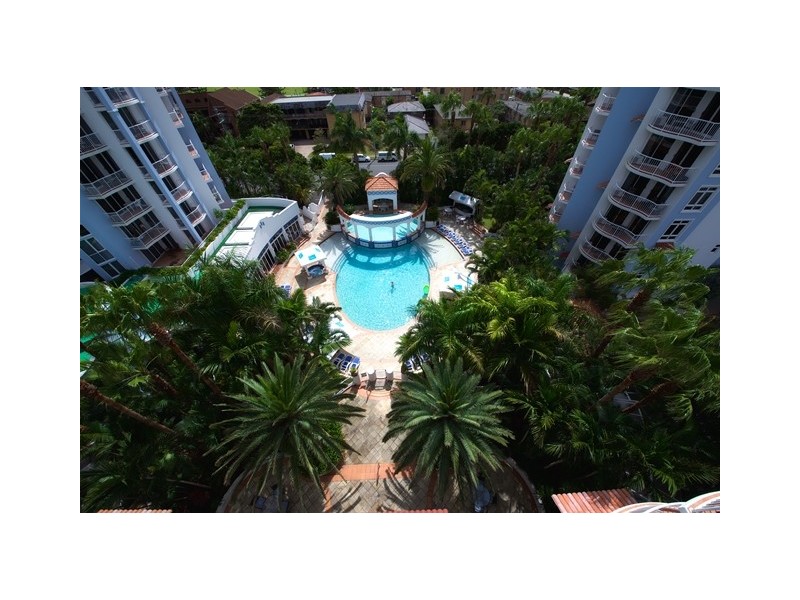 3075/2633 Gold Coast Highway, Broadbeach QLD 4218