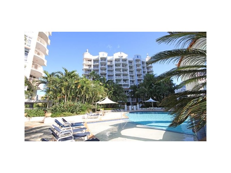 3075/2633 Gold Coast Highway, Broadbeach QLD 4218