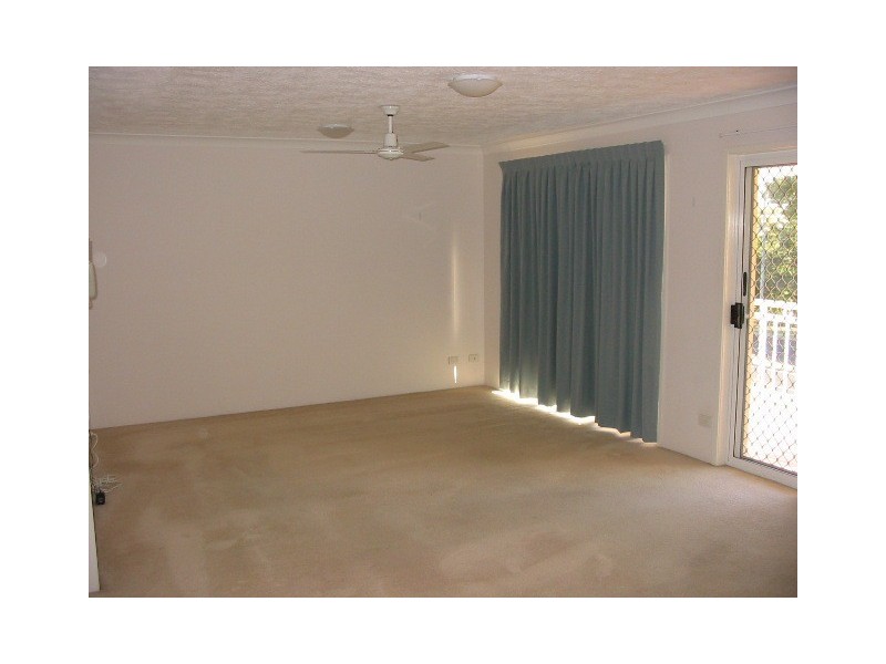 10/2761 Gold Coast Hwy, Broadbeach QLD 4218
