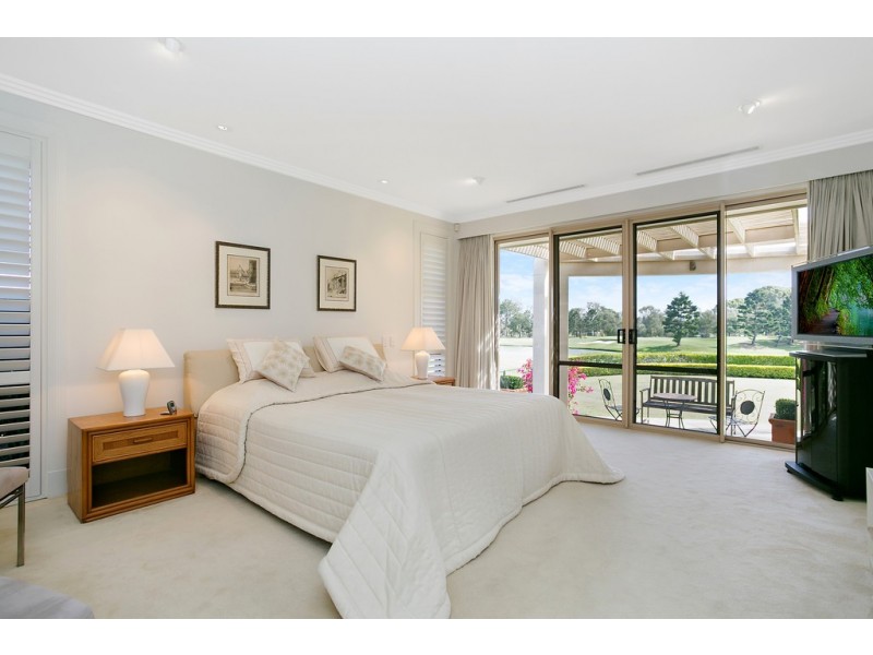 5106 Royal Pines Resort, 1 Ross Street, Benowa QLD 4217