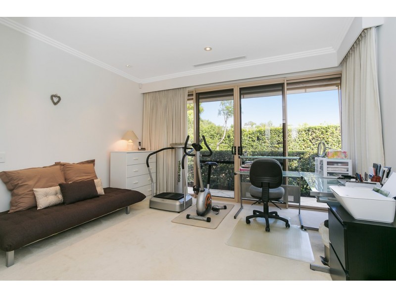 5106 Royal Pines Resort, 1 Ross Street, Benowa QLD 4217