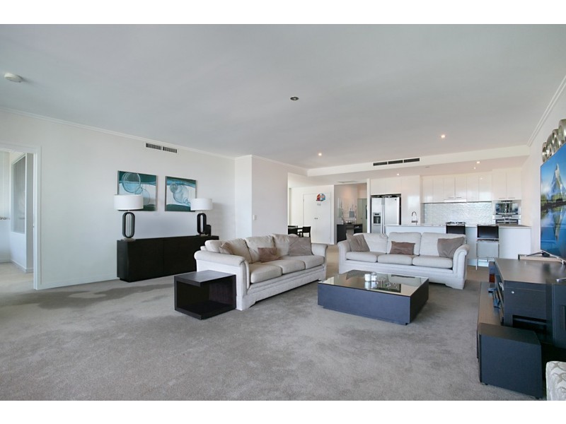 6 ‘Freshwater Point’ 33 TE Peters Drive, Broadbeach Waters QLD 4218