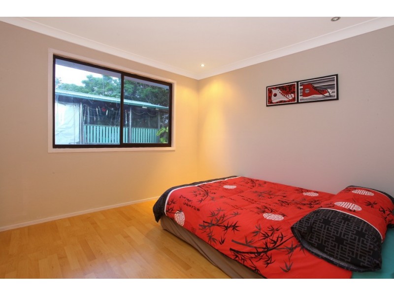 29 Kinarra Street, Ashmore QLD 4214