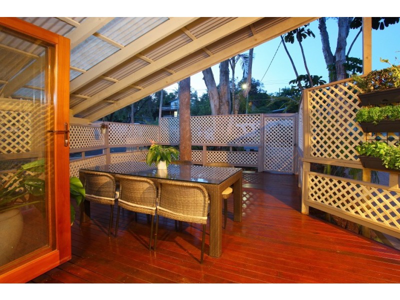 29 Kinarra Street, Ashmore QLD 4214