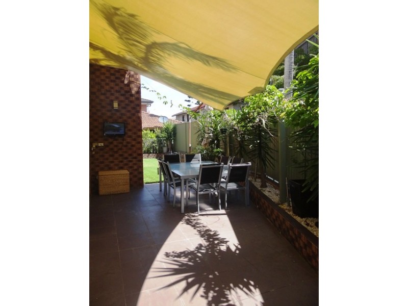 3/150 Surf Parade, Broadbeach QLD 4218