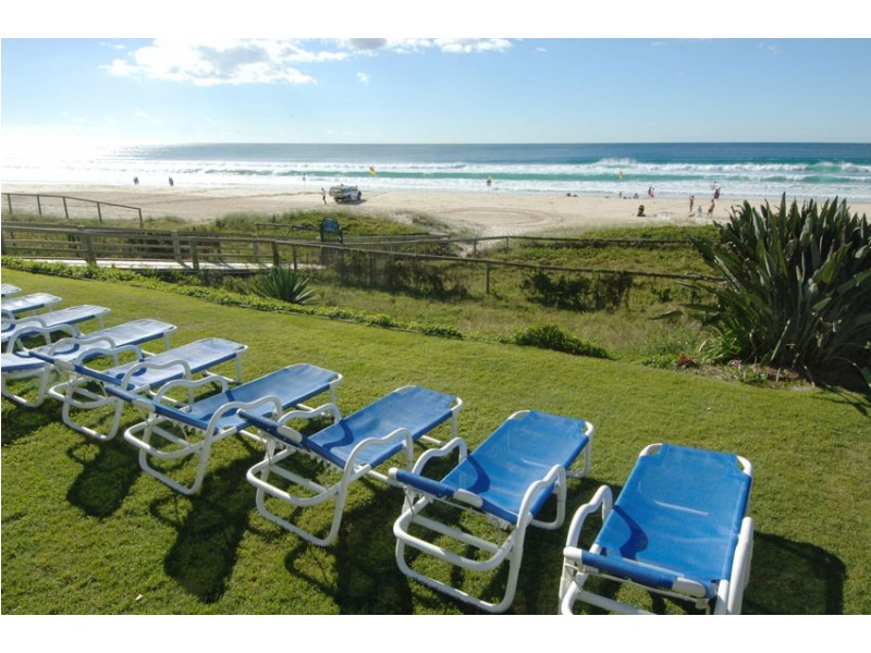 11D/50 Old Burleigh Road “Breakers North”, Surfers Paradise QLD 4217