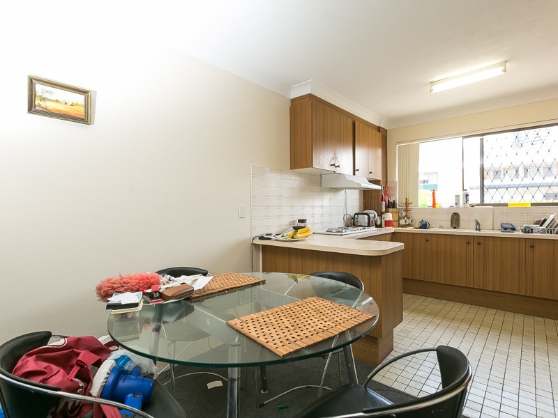 2/53 Bayview Street, Runaway Bay QLD 4216