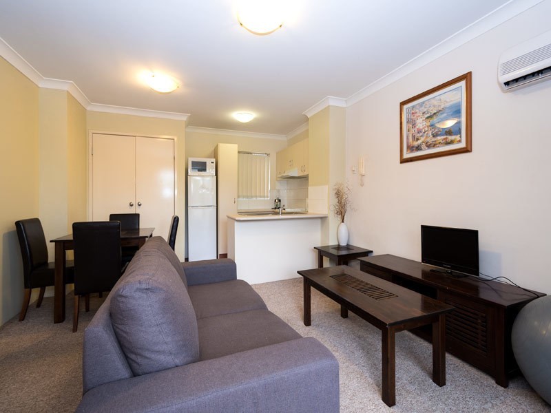 31/11 ‘Chapala Apartments’ Owens Lane, Southport QLD 4215