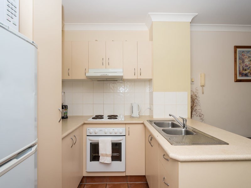 31/11 ‘Chapala Apartments’ Owens Lane, Southport QLD 4215
