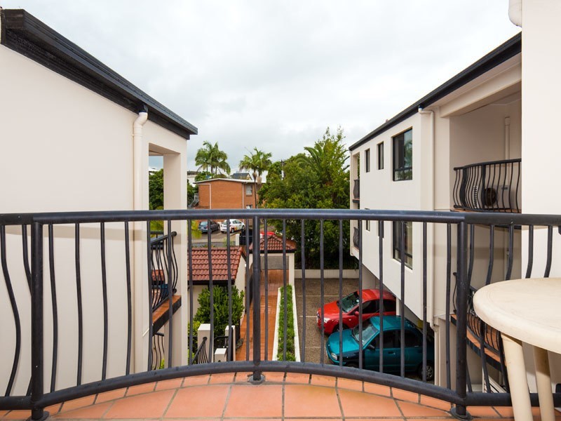 31/11 ‘Chapala Apartments’ Owens Lane, Southport QLD 4215